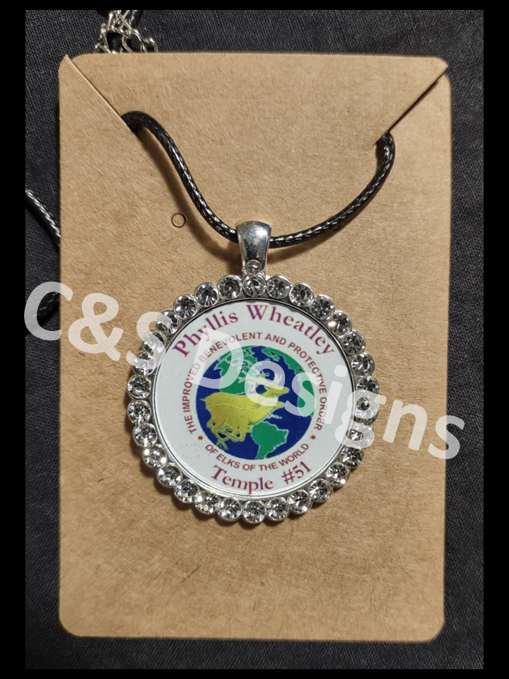 Round Necklace in Silver or Gold