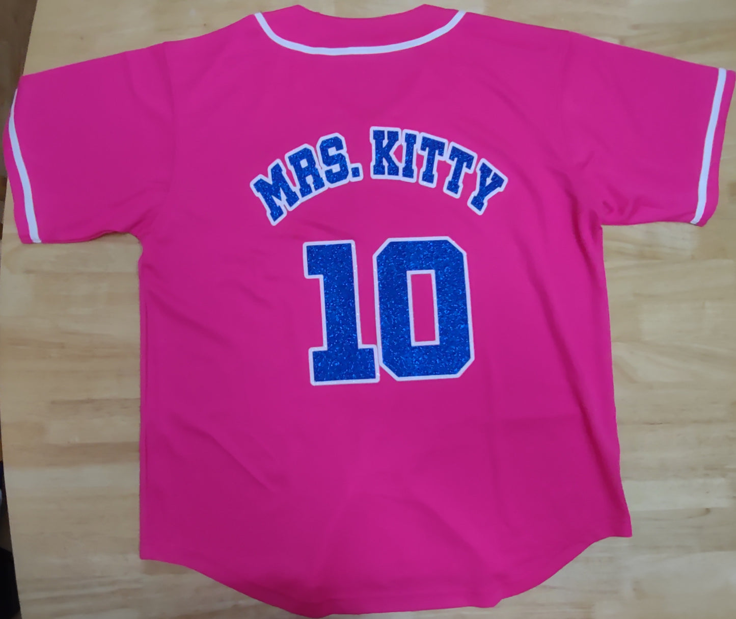 Jerseys (Vinyl Glitter lettering)