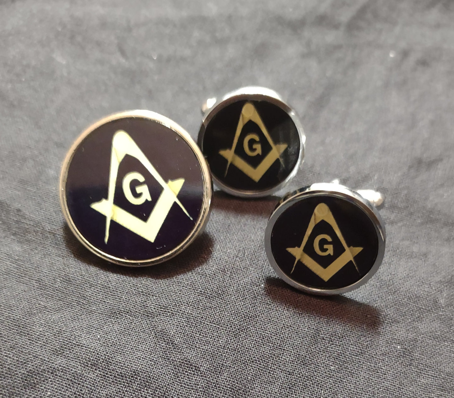 Round Cufflinks and Pin Set